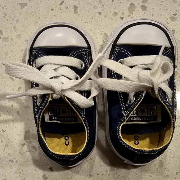 Converse Navy Blue Toddler Sneakers sz 2 - Picture 4 of 7